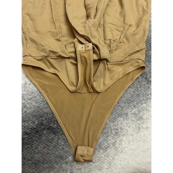 Zara Surplice Plunging Wrap Beige Bodysuit Blouse Size Medium Casual Business - Picture 12 of 15